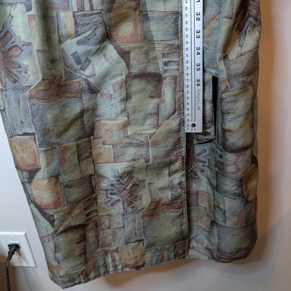 Vintage 80s 90s Trench Coat with Abstract Pattern - Picture 11 of 12